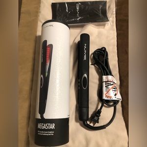 NuMe Megastar Flat Iron 1”